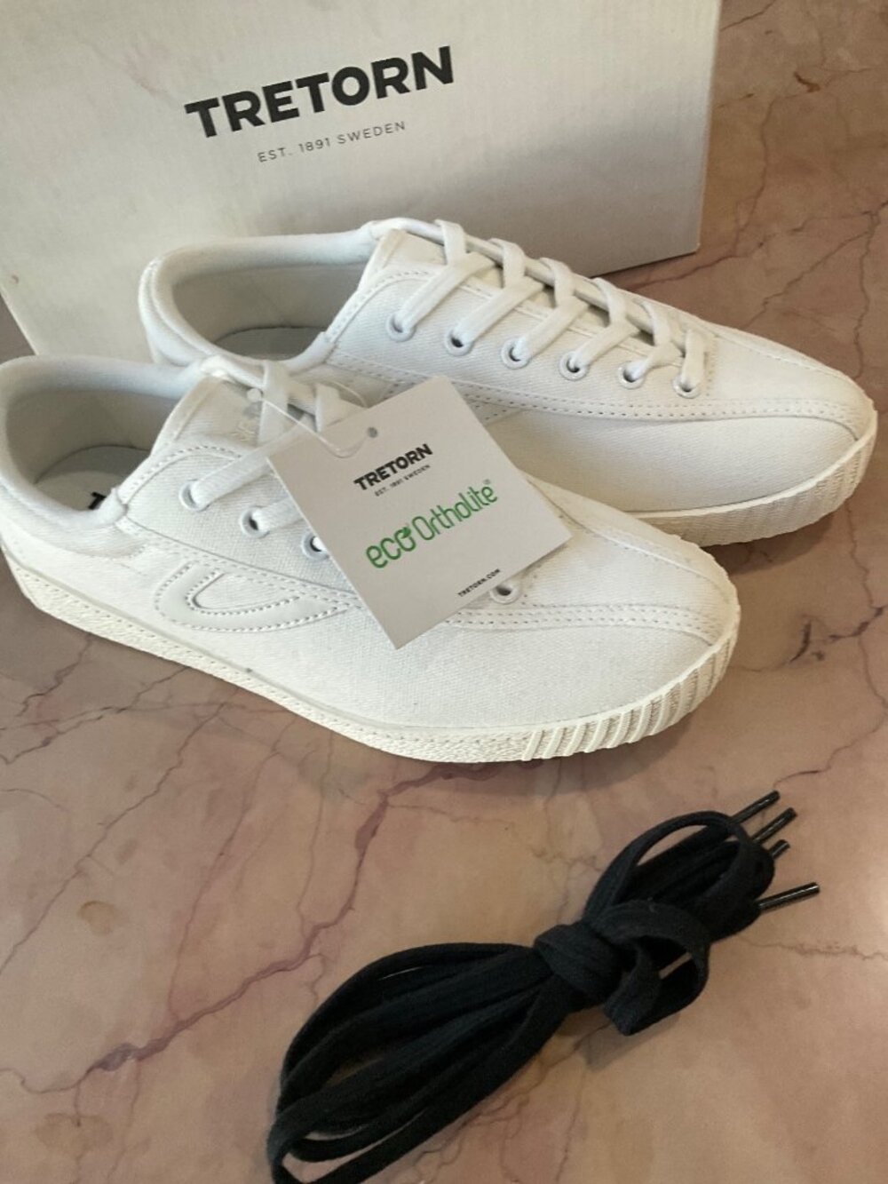 Tretorn Nylite Canvas Sneakers in White 7 New with Box Womens Athletic Shoes - Picture 8 of 15